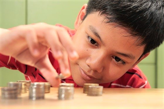 Teaching kids how to manage money